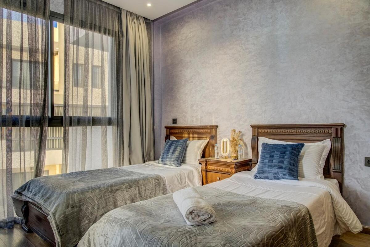 Apartment Bel Hivernage 11 *